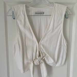 Abercrombie Cropped Tie-Front Linen-Blend Top